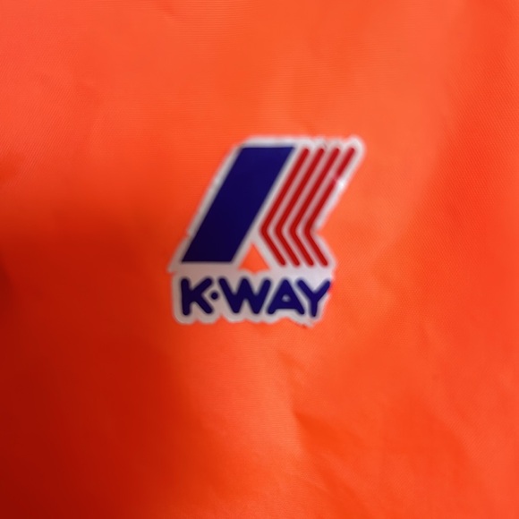 K-Way for Crewcuts super cute neon and navy zip jacket - Picture 2 of 7